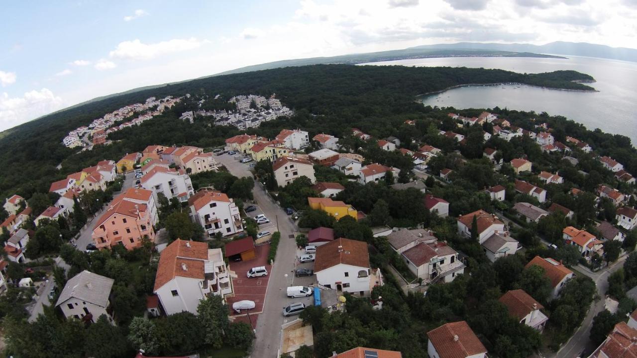 Apartments Sudic Njivice Exterior photo